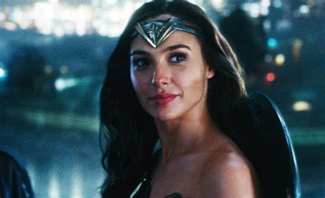 has gal gadot been nude|Gal Gadot Posts Topless Photo On Instagram To Celebrate.